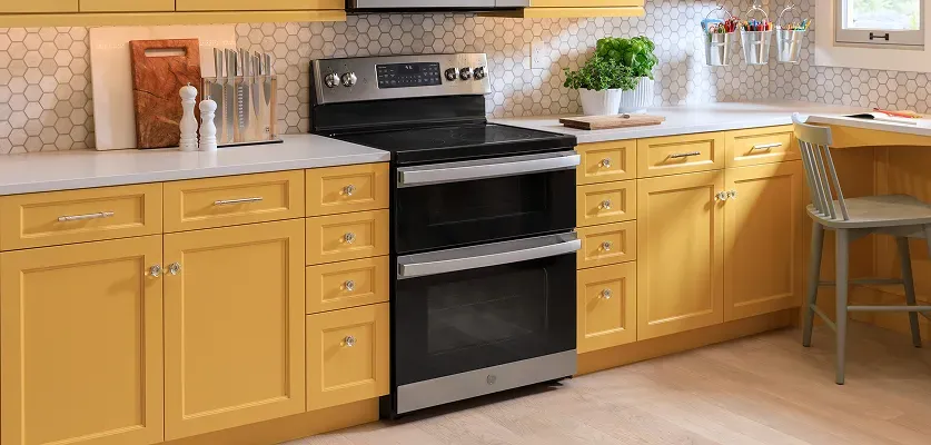 ge-range-yellow-cupboards